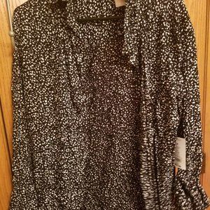 White Stag black/white long sleeve women's top (large) (button down)